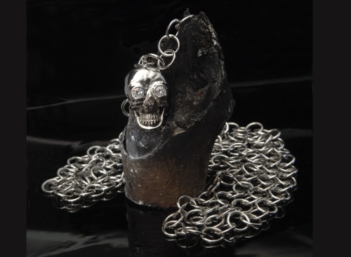 Chain, Round, with a Skull Drop