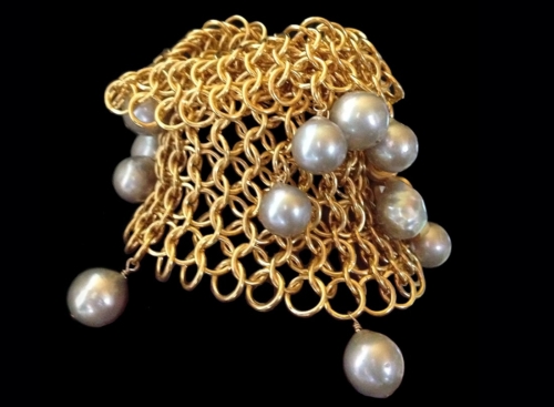 Byzantine Mesh Gauntlet and Pearls