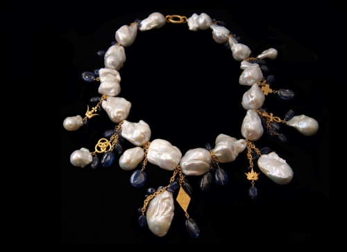 Necklace_OhLaLa_Pearls_Kyanite