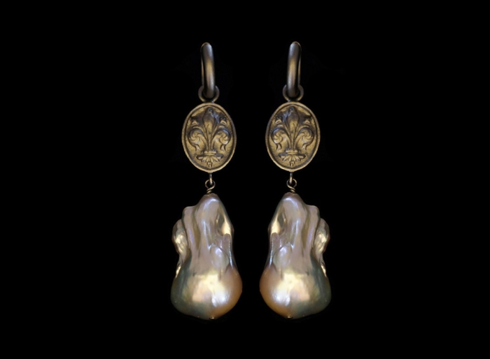 Hoops, Fleur de Lis With Gray Cultured Freshwater Pearl Drops